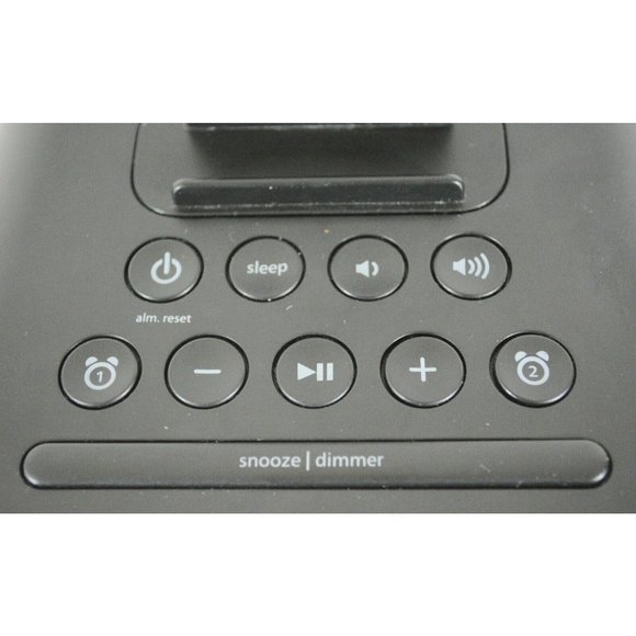 iHome iBT22 Wireless Dual Bluetooth Alarm Clock + USB Charging Dock Black - Picture 3 of 9